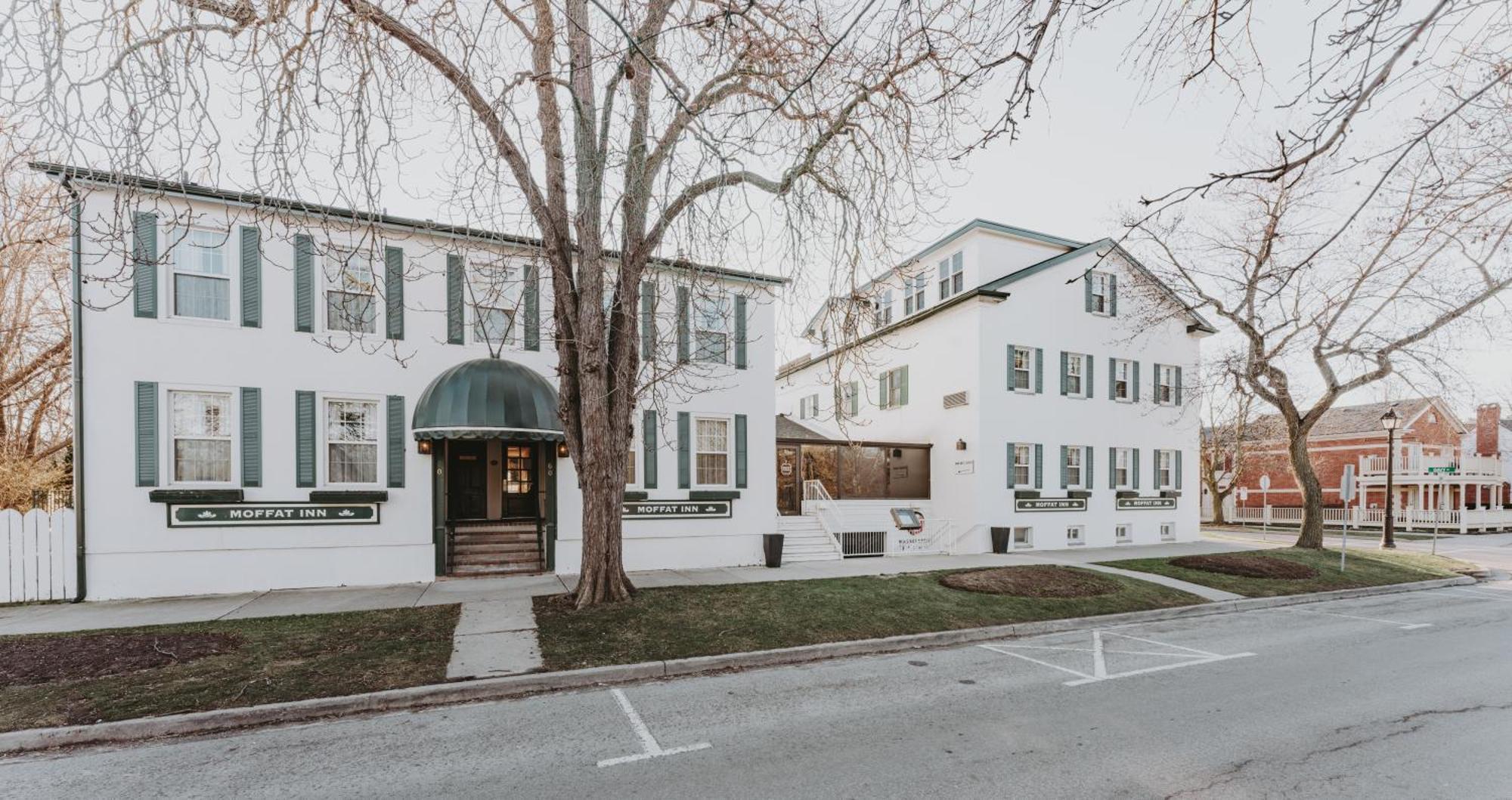 Moffat Inn Niagara-on-the-Lake Екстериор снимка