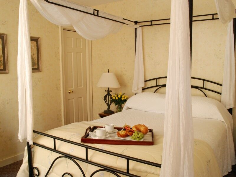 Moffat Inn Niagara-on-the-Lake Екстериор снимка